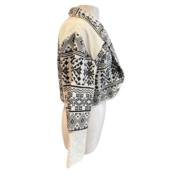 Black & White Geometric Print Cropped Jacket With Shawl Collar & Wide Sleeves  1 - Picture 4 of 10